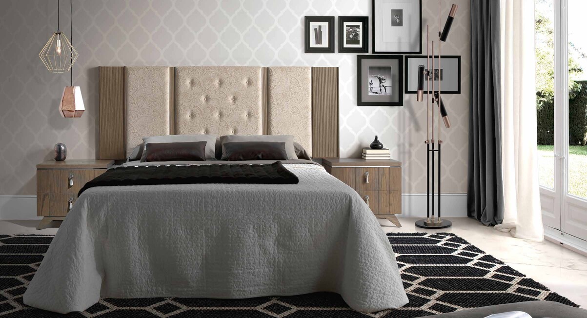 11-Dormitorio-matrimonio-fresno-nogal-detalles-nogal-cabecero-tapizado-capitone-inedit-creaciones-ss-zaragoza